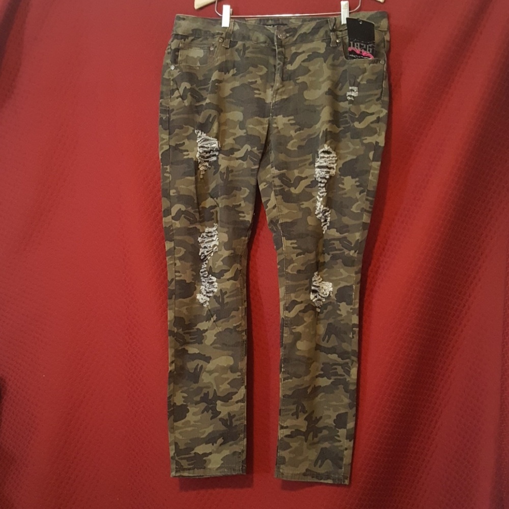 Camo jeans